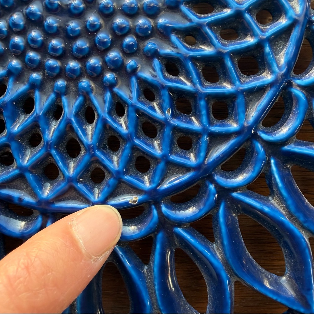 Cast iron sunflower trivet - Picture 4 of 5
